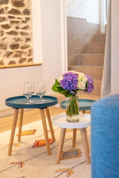 Le Cocoon - Appartement Dans Maison Du Xviieme Siecle Fougeres Exterior photo
