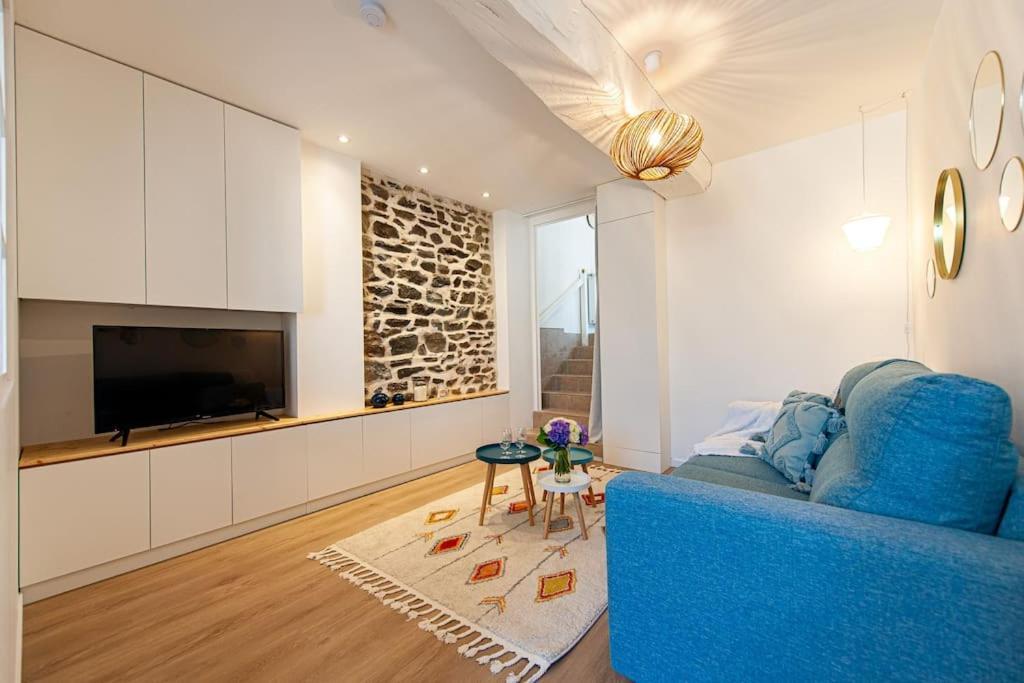 Le Cocoon - Appartement Dans Maison Du Xviieme Siecle Fougeres Exterior photo